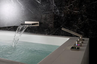 Armatur von Dornbracht MEM Badewanne