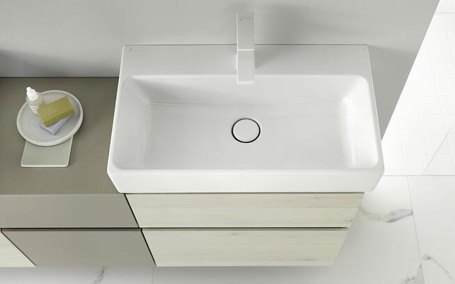 Waschtisch für das Stadtbad in Keramik aus der Kollektion Lin20 von burgbad