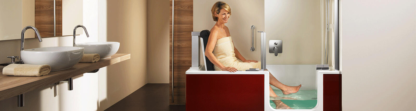 Duschbadewanne mit verstellbarem Sitz